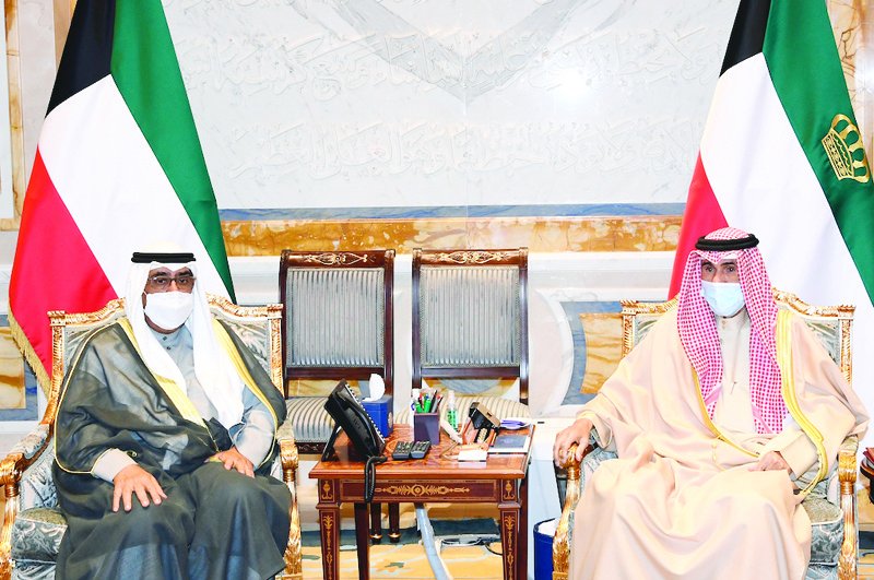 kuwaittimesnews's tweet photo. Kuwait Amir receives senior officials at Bayan Palace https://t.co/BP8TCXaFuT via @kuwaittimesnews
#HHAmir #BayanPalace https://t.co/KgjayjFhMM