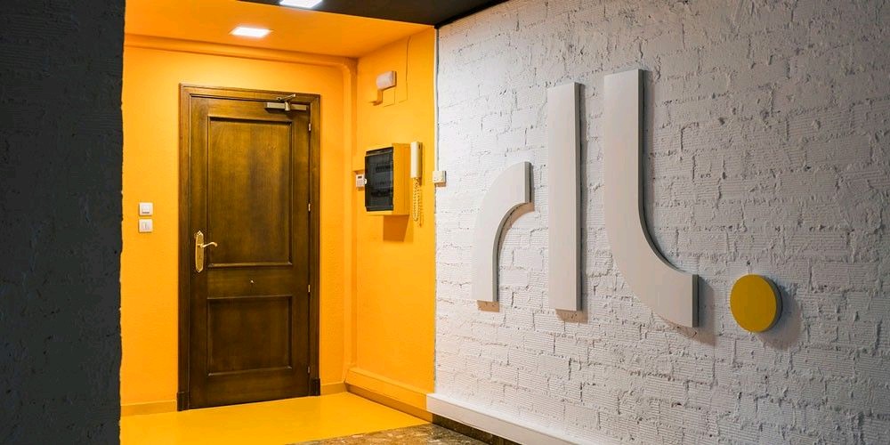 En <a href="/rILestudio/">rIL · Agencia de Marketing Digital</a> buscamos #CommunityManager para gestión de cuentas de clientes. 
Buscamos a alguien creativo y con experiencia en el sector. 
Si te interesa, escríbenos a rrhh@ril.es. Y si no, comparte, que seguro que a alguno de tus followers le puede interesar.
#empleo