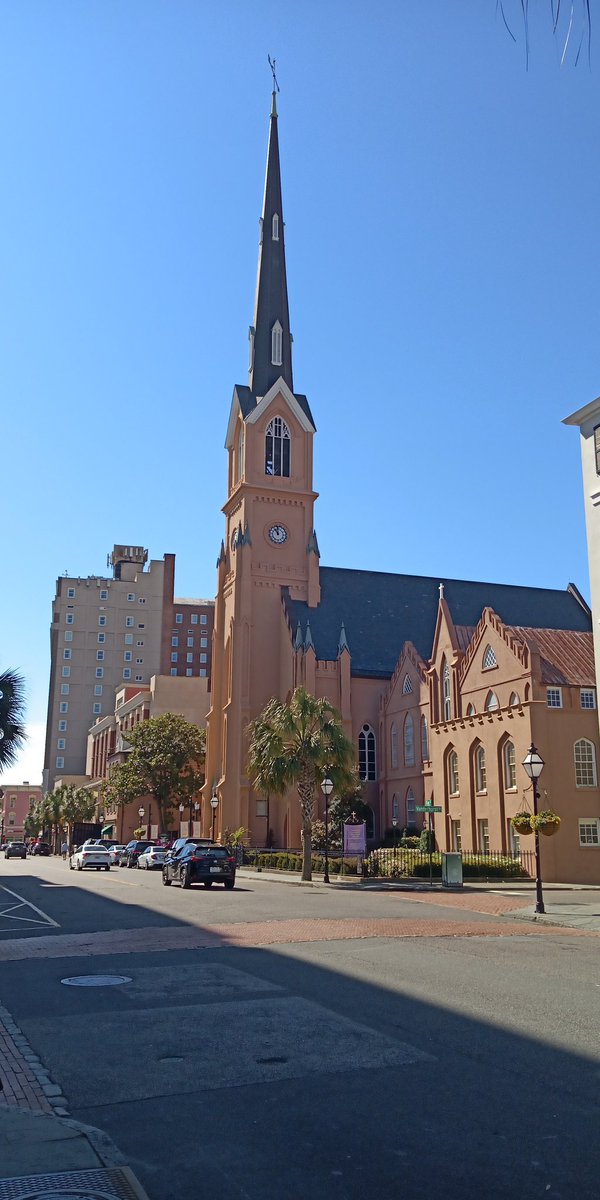 Downtown Charleston more like uptown tonyville that was an interesting experience maybe finish painting your buildings idk