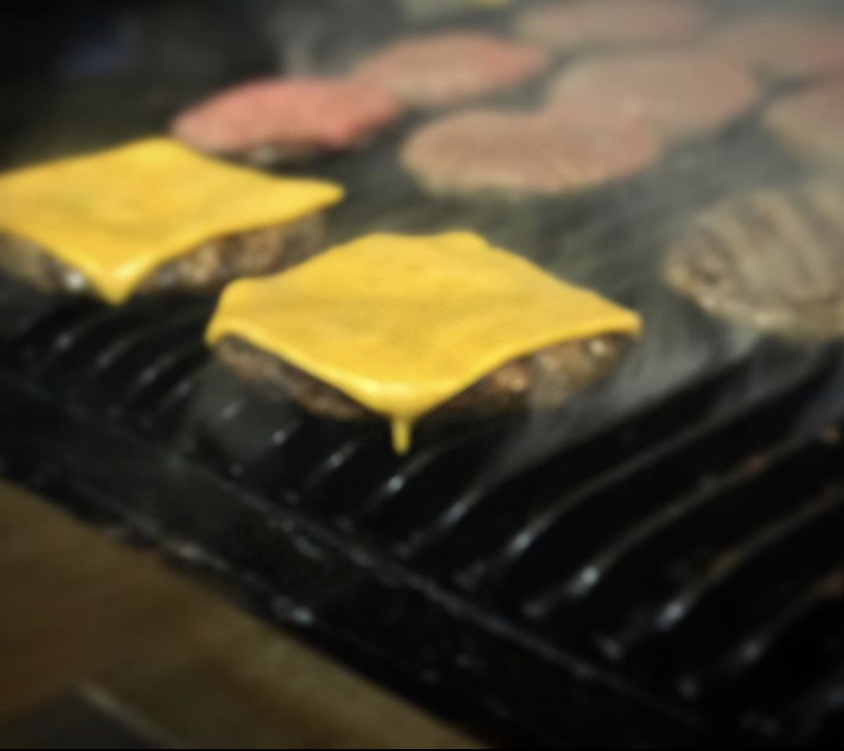 Grilled burgers and melted cheese-=true love😍