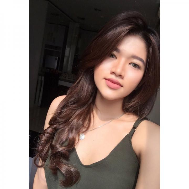 putriyosaeni's tweet photo. ayo pergi bersamaku on #BIGOLIVE https://t.co/7RoA3y9oKd https://t.co/GBBqlTUE9j