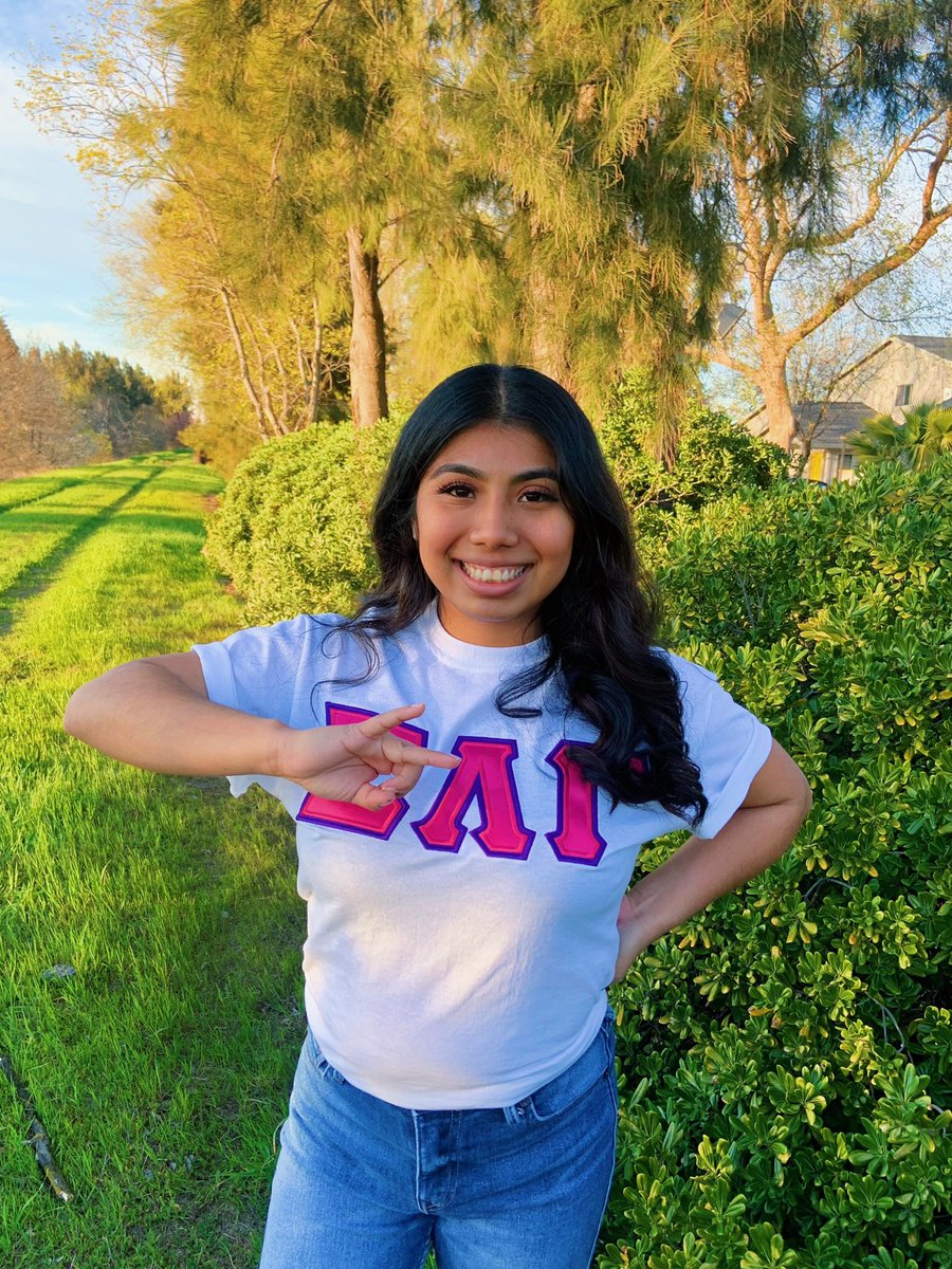 Sigma Lambda Gamma tweet media