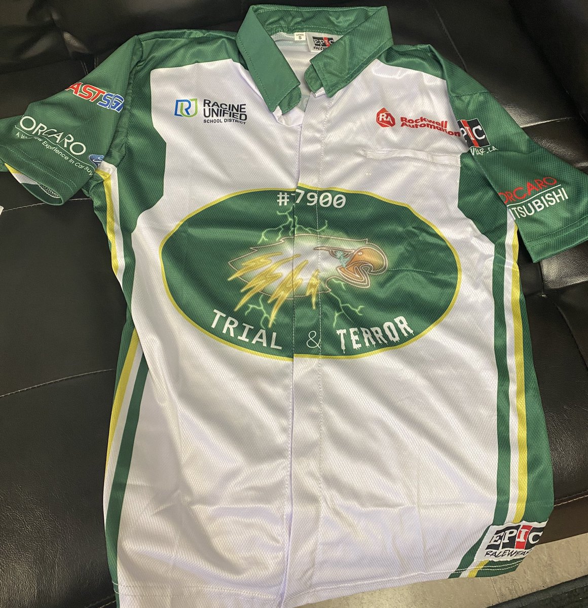 This past weekend members of our First Robotics Team were interviewed by judges from First Robotics about a possible challenge that was designed by our 🦅 s!!!!! <a href="/EpicRaceWear_ca/">EpicRacewear.ca</a>