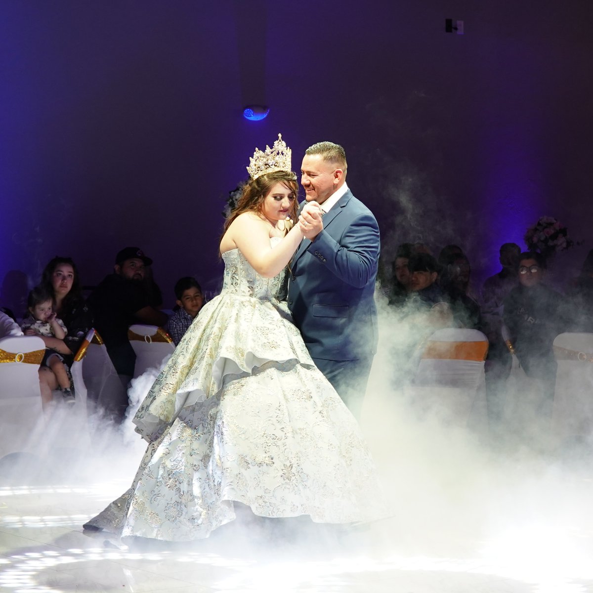 grvtygroup's tweet photo. Quinceañera goals! #GrvtyGroup #OklahomaDJ #OklahomaQuinceanera https://t.co/oMBTwwphgu