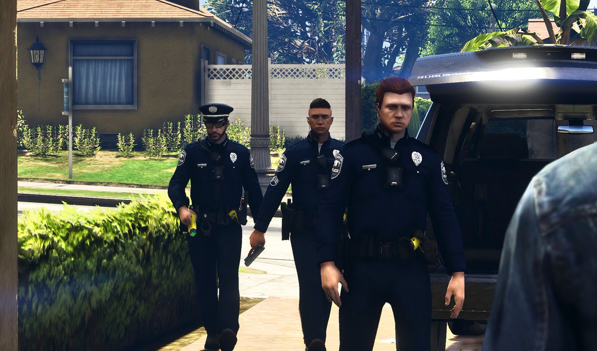 New Uniforms for <a href="/Northern_LSPD/">Los Santos Police Department</a> the manufacturers made them to excellent quality. Looking Sharp!