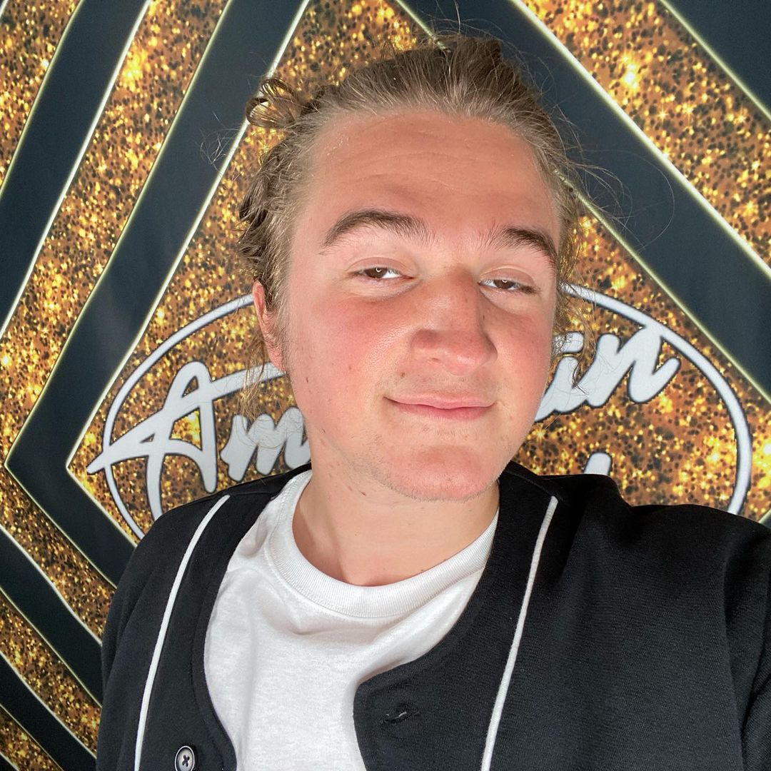 ITS ON NOWW!!! <a href="/americanidol/">American Idol</a>
Time to see if I make it into the TOP 24!!! 🚀🚀🚀 #ColinOnIdol #katyperry #lukebryan #lionelrichie