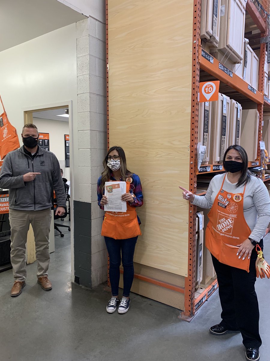 Let me tell you about this ROCK STAR Dani, she’s a prime example of building strong relationships. She goes above and beyond for our pro’s and because of the relationships she forms with them they keep coming back! ⁦<a href="/adam_vandebrake/">Adam VandeBrake</a>⁩ ⁦⁦<a href="/FernandoD325/">BigPayback75</a>⁩