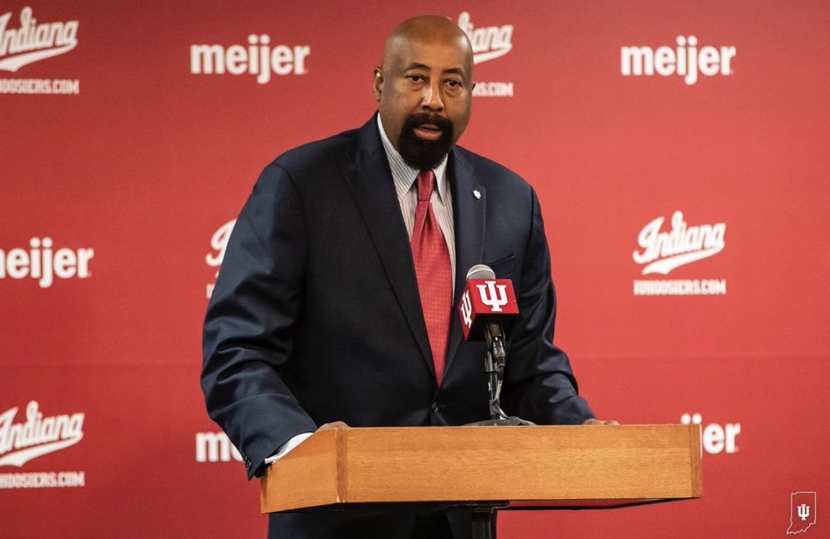 Congratulations to our guy <a href="/MikeWoodsonNBA/">Mike Woodson</a> for this beautiful transition and being back home where he loves and shares so many memories! We are so proud of you Coach! <a href="/IndianaMBB/">Indiana Basketball</a> 
LET’S GO!!! 🏆🏀