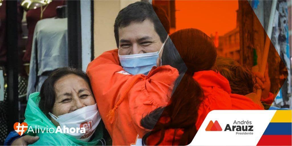 FranklinMerin14's tweet photo. El #AlivioAhora es de la gente, juntas y juntos vamos a levantarnos, vamos a encender la economía. 
Consulta el alivio de tu deuda en https://t.co/n0pZNxGeGS
#AlivioAhora ❤️ 
#ContigoConTodosAhora 🇪🇨
#SurEsperanza https://t.co/r1IBJ5ZsAE