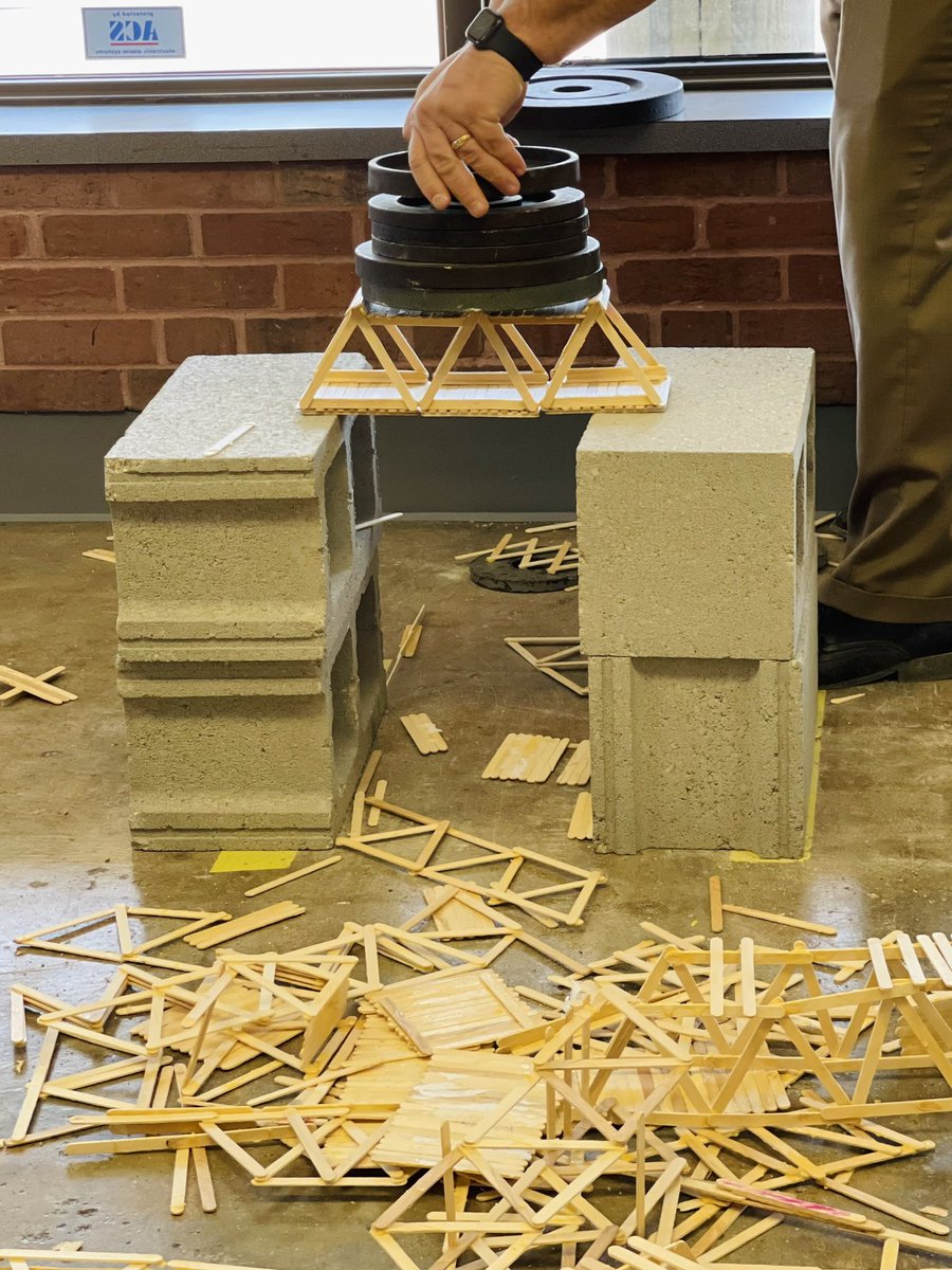 cassierosenix's tweet photo. Bridge testing today...tense &amp; stressful &amp; loud &amp; exciting! 

#TMStrength #turner202strong #STEM #Ksedchat @miss_silverman5 https://t.co/sO0eX3O2bo