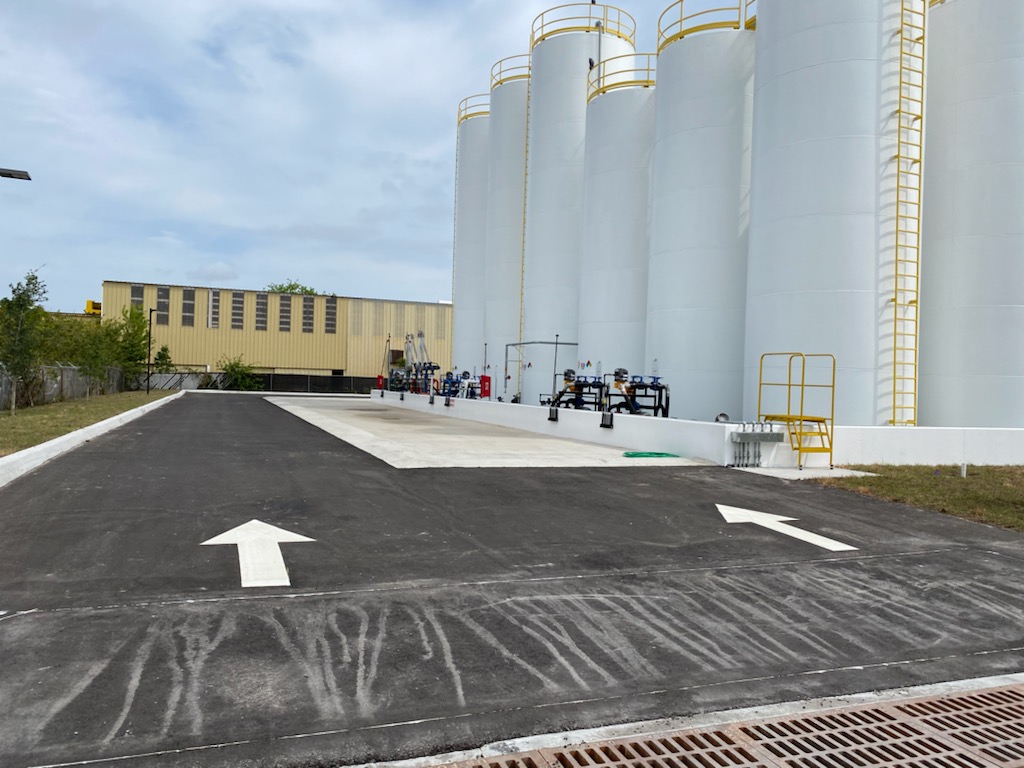 FL_Striping's tweet photo. Thermoplastic striping and sign installation.

#thermoplastic #signinstallation #parkinglotmaintenance https://t.co/5sPVIDPNFh
