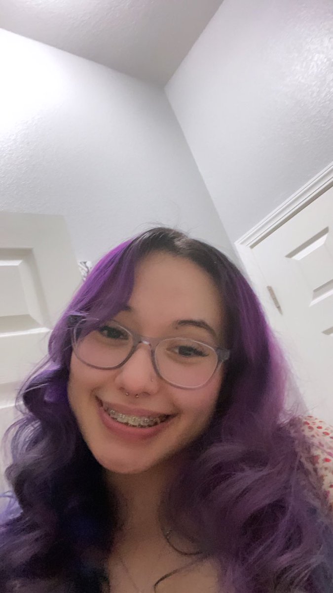 itzybitzysp1d3r's tweet photo. 19 ♈️🤍🥳 https://t.co/oKcqNJgPNp
