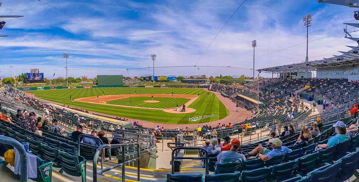First Spring Training Game.. EVER. Fun and exciting match up between <a href="/SFGiants/">SFGiants</a> and <a href="/Athletics/">Athletics</a>. 

Just need to get myself a <a href="/MustachePretzel/">Mustache Pretzels</a> 🥨