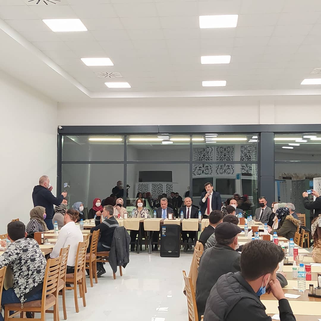 2021 Afyonkarahisar Aile Yılı, Mart Ay'ı "Ailede Saygı ve Sevgi"  Bu Kapsam da Bu Ay Bolvadin'imizde Nikâh Akti Yapılan 15 Çiftimize Bölgenin İncisi #bolvadinthermal imizde Misafir Edilerek Hediyeleri Takdim Edildi.