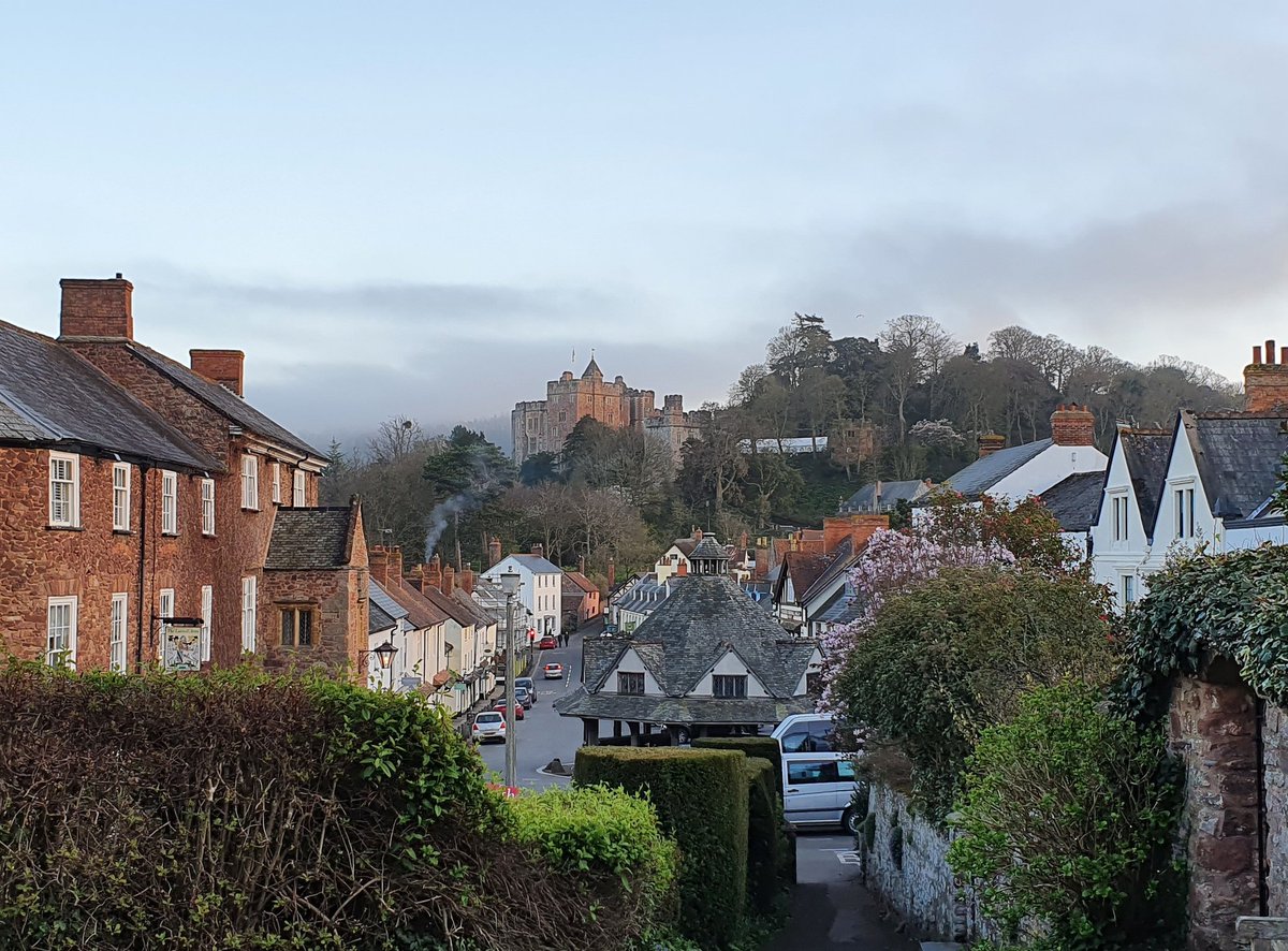 Dunster_Info's tweet photo. Dunster this evening during my cycle around the village #dunster #dunstervillage #somerset https://t.co/MEgK48NFII