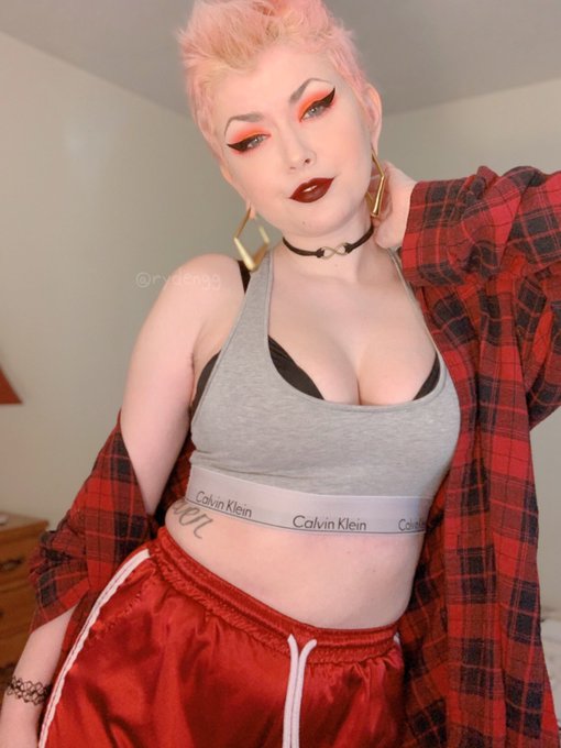 hello! i am here to (respectfully) steal your girl! 🙃🌹✨ https://t.co/FQCoZMPgfn