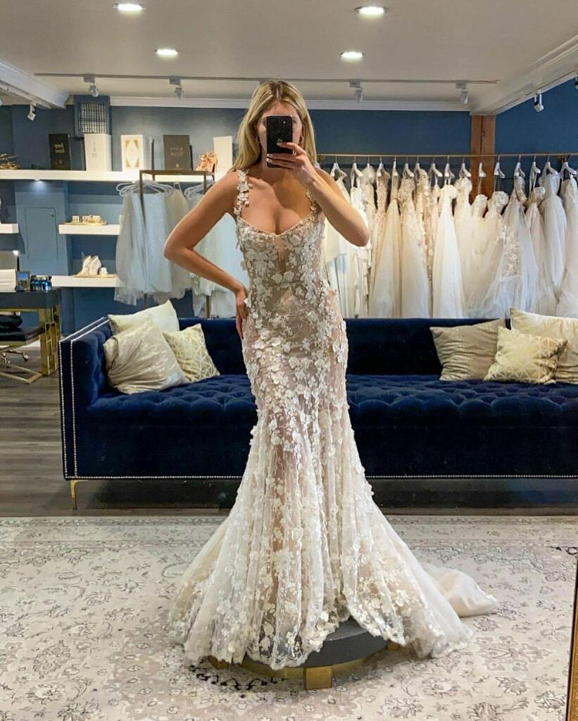 GaliaLahav's tweet photo. OUR #MAYA โค๏ธ @hopelavine #GLCouture #LABride #GaliaLahav https://t.co/UeLad8wvFC https://t.co/yMLqlc7aY1