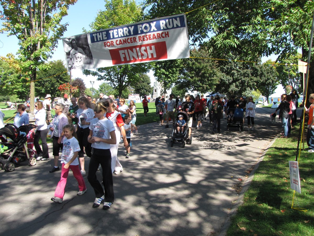 We don't know yet if we will joining together on our beautiful waterfront trail system or if we'll be virtual again but in any event, please mark your calendars for Sunday, September 19, 2021 for the annual #TerryFoxRun in #Orillia across the country.  #Hope #cancerresearch #A2A