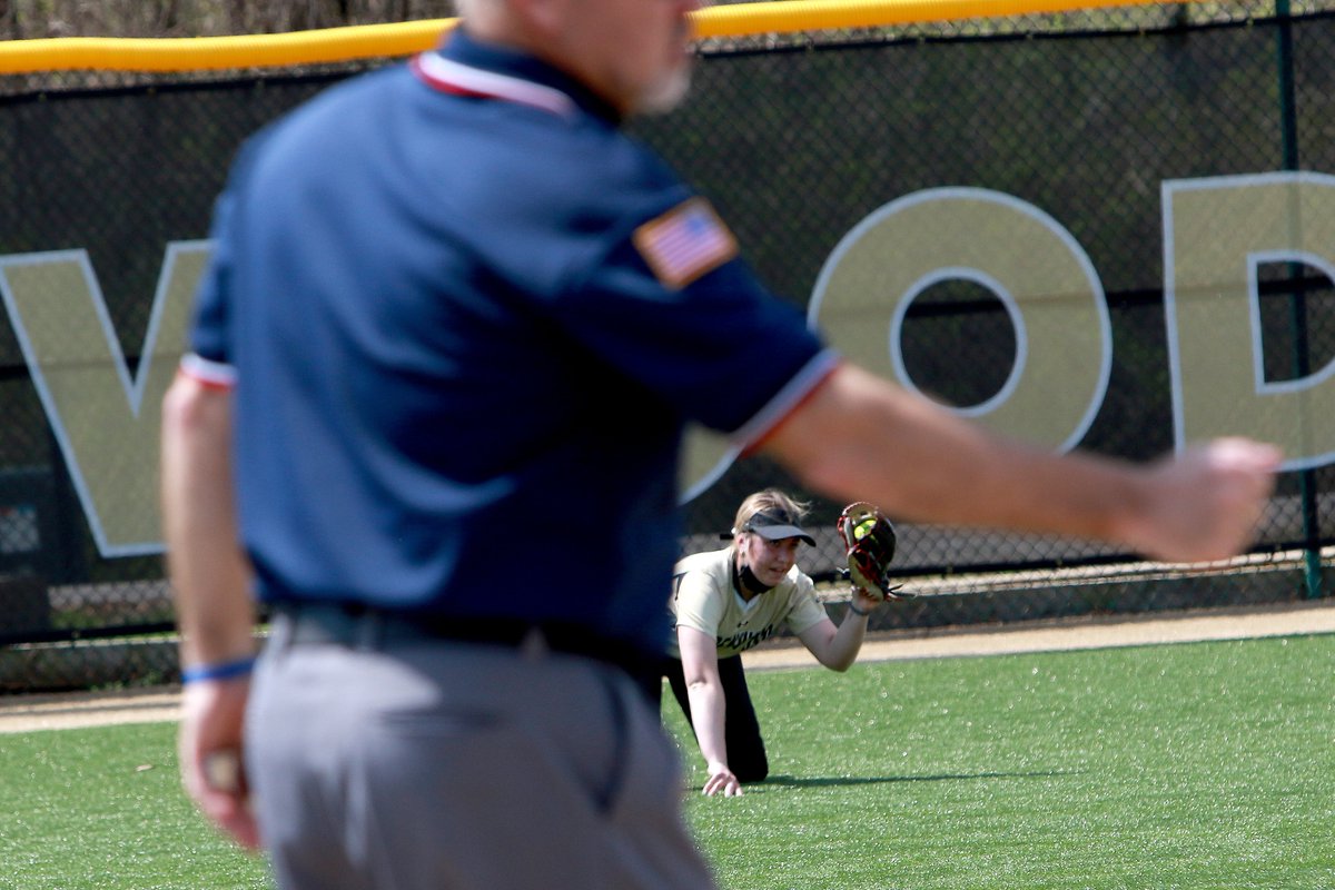LU_Lions's tweet photo. GALLERY | @LionsSoftballLU picked up a doubleheader sweep against Rockhurst on Saturday! Check out the snaps:

📸: https://t.co/RcREzWsrFf

#OneRoar https://t.co/IQmlbN8yit