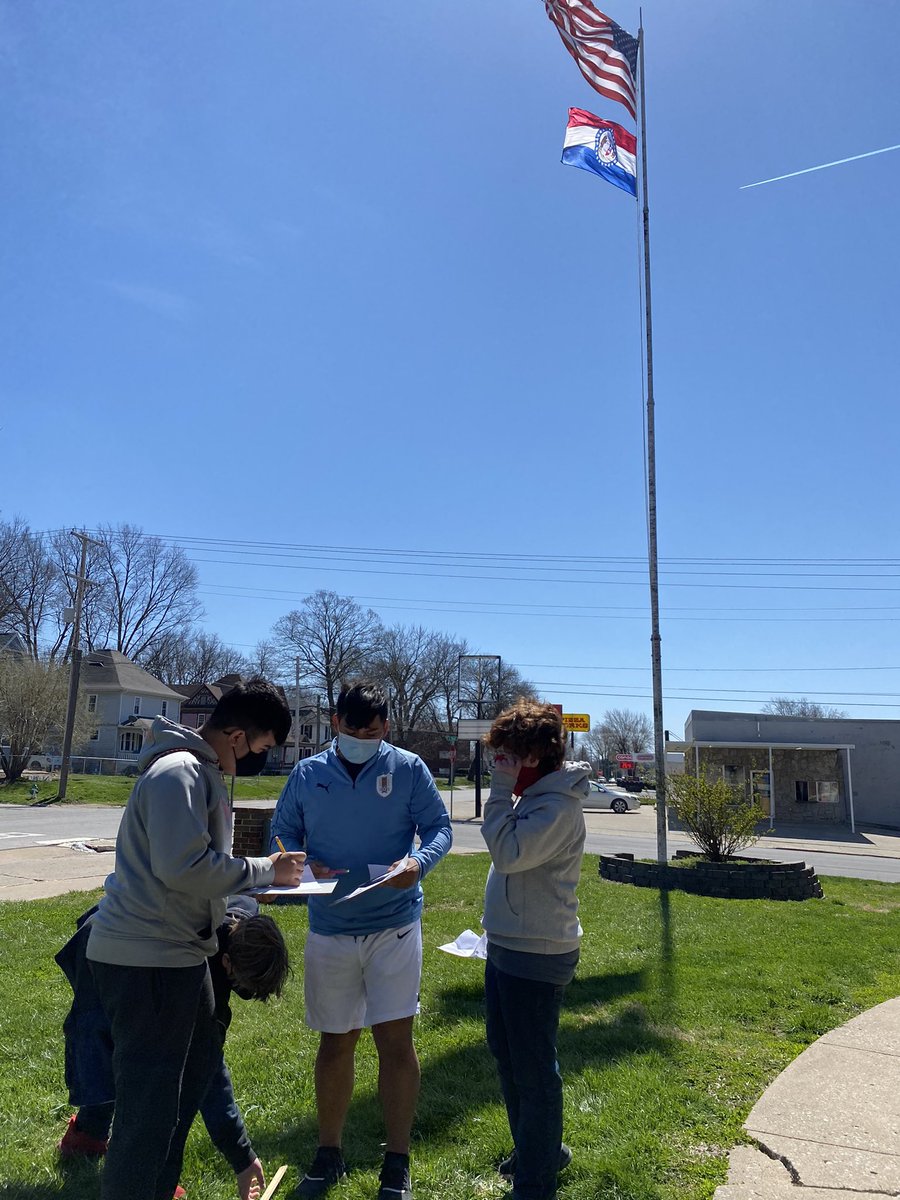 TheRealMrsBo82's tweet photo. Proving similarity in triangles @BuekerMiddle Using measures of heights and shadows we found our partners height by using equivalent ratios. #ThatWindThough #SunshineDay https://t.co/03UrxwVRwz