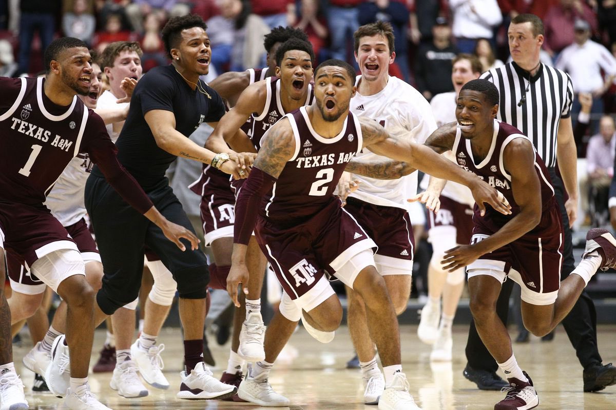 hada_wells13's tweet photo. Blessed to receive a offer from University of Texas A&amp;M #UnderdogU https://t.co/5mEDQwciAI