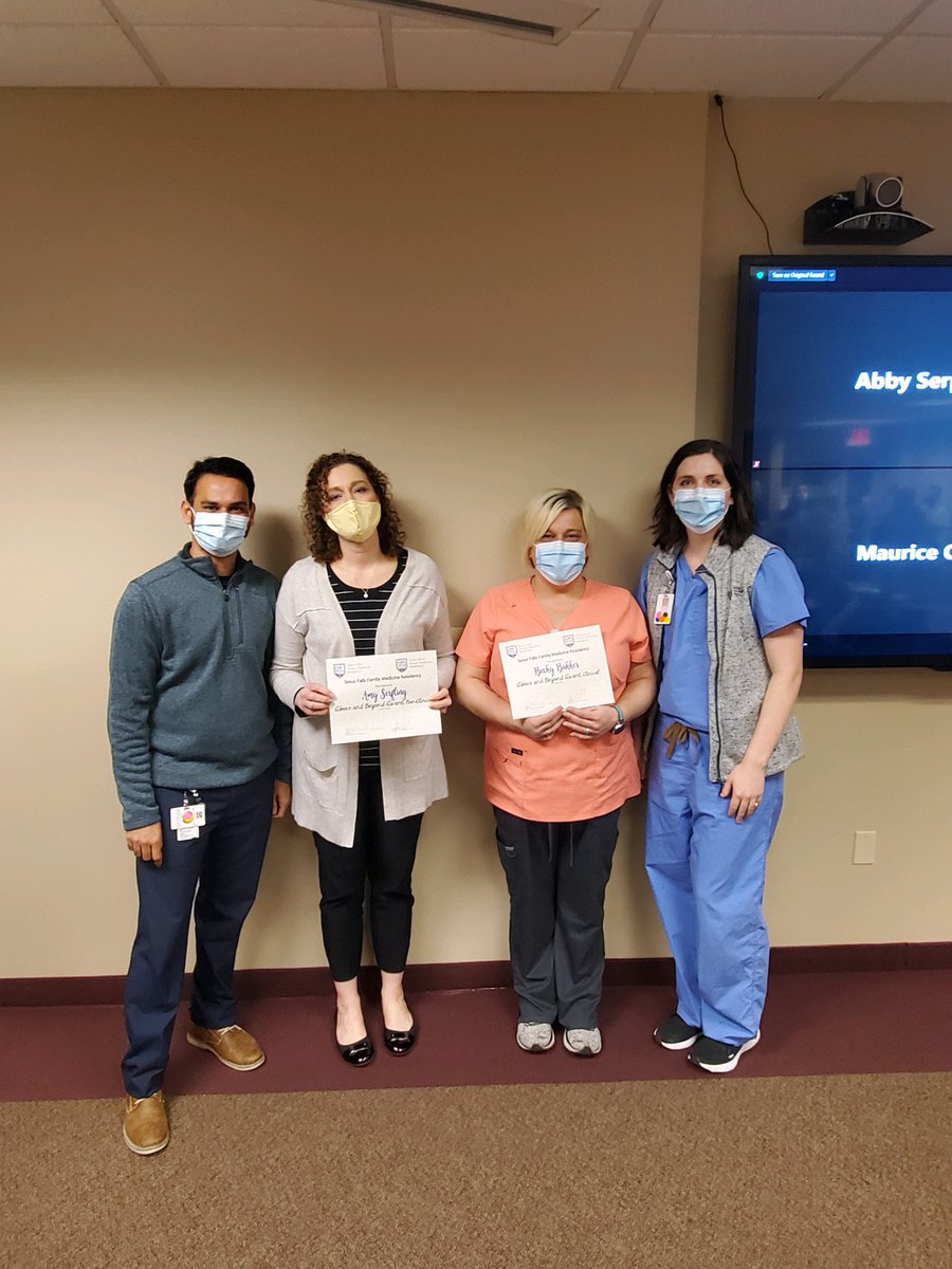 SuFuFamMed's tweet photo. We had the opportunity to recognize well-deserving staff with the 2021 "Above and Beyond" awards. These awards are given to acknowledge the incredible support and instrumental role staff play in our residents' training. Congrats and thank you to Amy Serfling and Becky Bakker! https://t.co/76uvWrVmxa