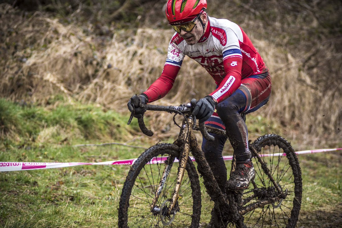 urbancyclist's tweet photo. @nedboulting @blzzrd Rouken Glen CX 16 Feb 2020 - the one and only time Iโd forgot cycling kit (my shoes) and couldnโt ride. Main race won by the incomparable Craig Hardie, a Scottish cycling legend, who I still canโt quite believe is no longer with us #redisfaster https://t.co/DRfbNlCKGo