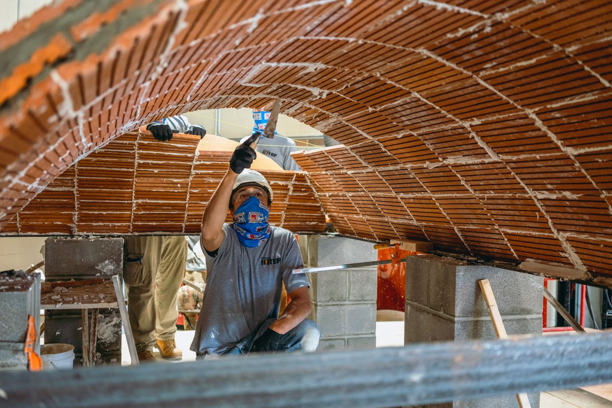 imiweb's tweet photo. Many still marvel at how Guastavino tile arches are built. For BAC Local 2 MI members, it's no longer a mystery: they learned how to construct these self-supporting, compression-only vaults in preparation for Michigan Central Station's restoration. More: https://t.co/5W12y4UmCd https://t.co/yTFZBcdhJ6