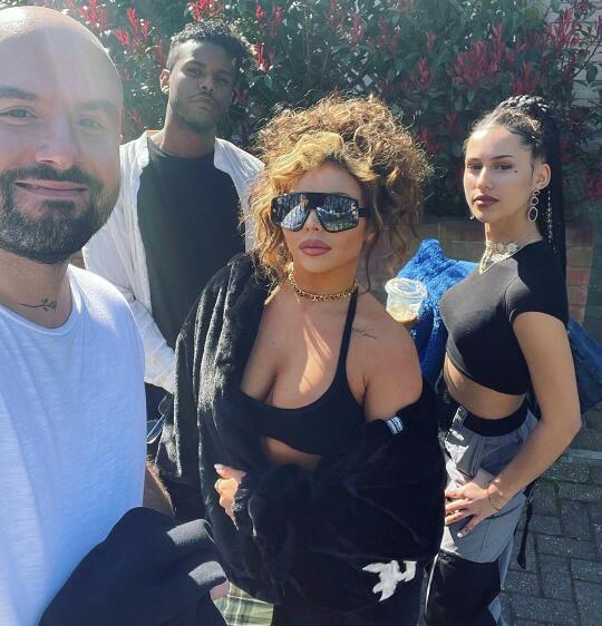 Jesy Nelson tweet media