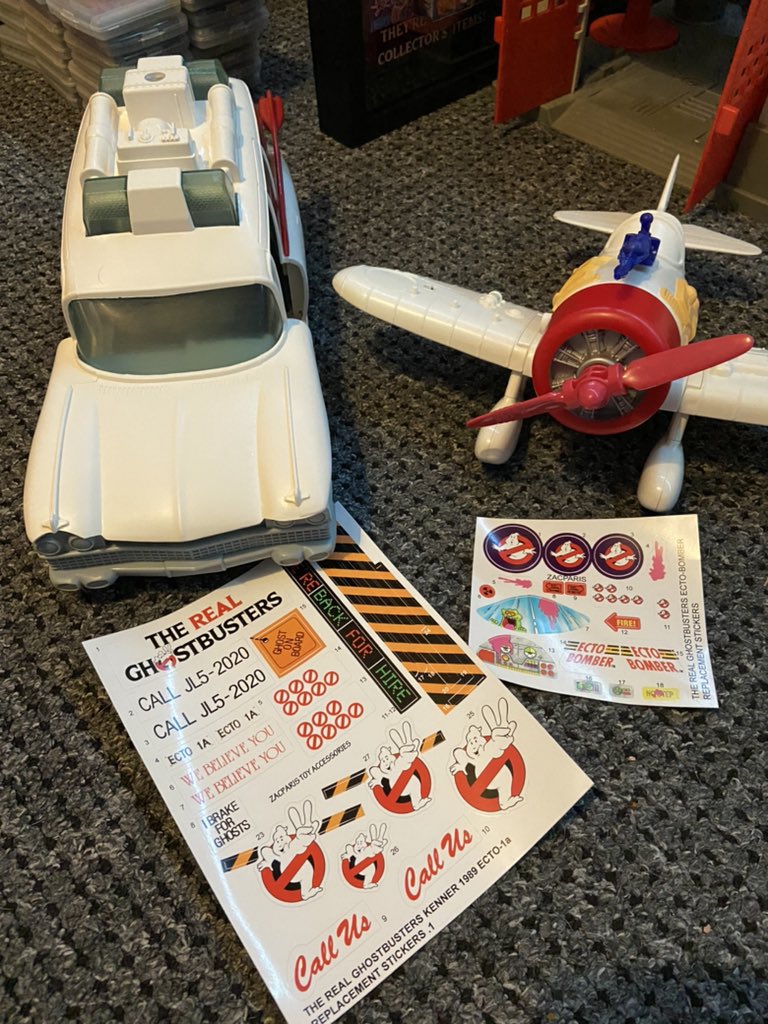SupernerdsT's tweet photo. Looking forward to getting these all sticked up
Gunna do another round of whitening on the ecto bomber first and I’m waiting to find some doors for the ecto 1
#ghostbusters #kennerghostbusters #retrotoys #ecto1 #ectobomber https://t.co/OKtm2FghV9