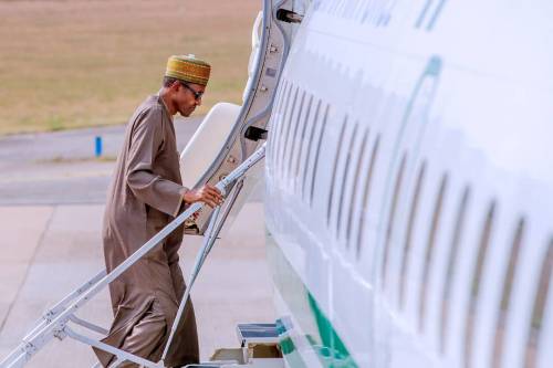 BREAKING: Buhari To Visit United Kingdom For Medical Check-up | Sahara Reporters
The President meets with Security Chiefs first in the morning, after which he embarks on the journey.
READ MORE: bit.ly/2PfHnvy
