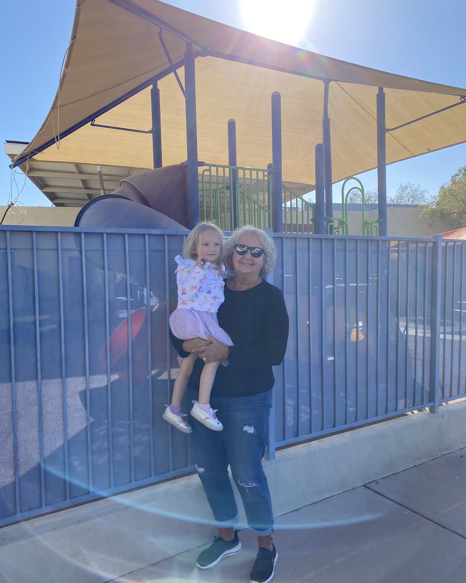 KathrynRaasch's tweet photo. Dropping the grand off at @NAEYC accredited preschool 😎#qualityearlylearning https://t.co/c5TS6EkDmP