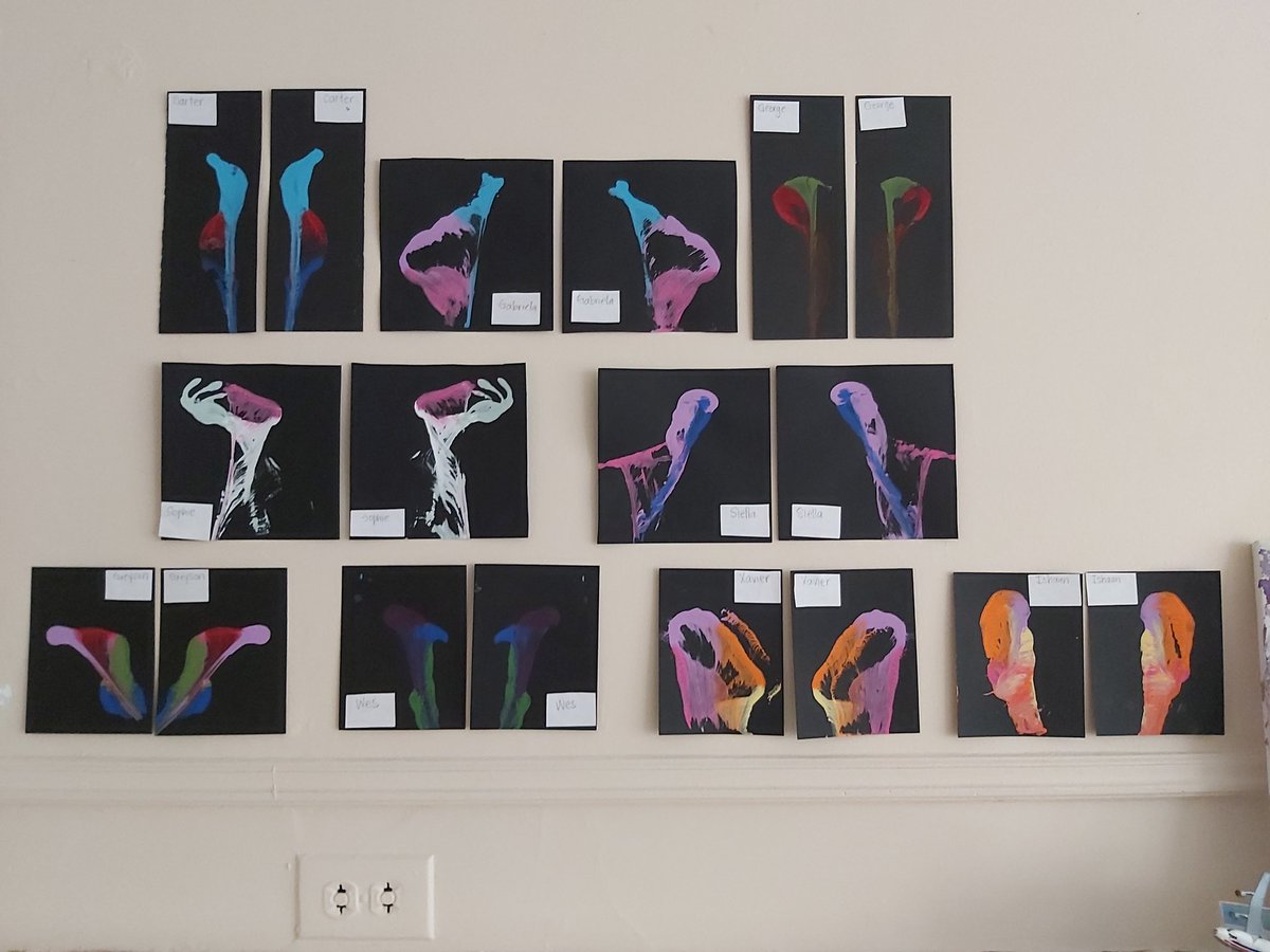 mpalmer1073's tweet image. Symmetrical string painting. Math and art! @JackmanICS @EarlyYearsTDSB @etfoaq @lisarossiterth2 #betterthanaworksheet