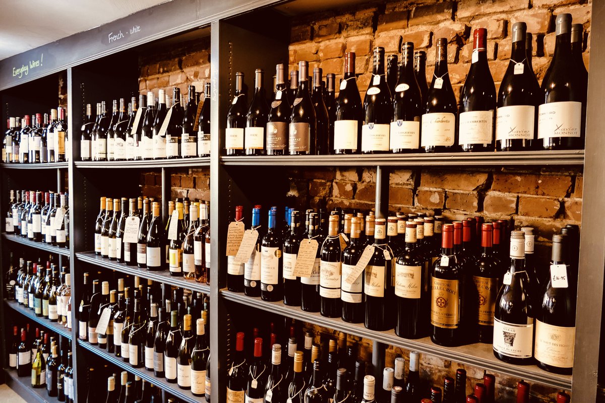 🍷 Did you know you can let the Wine Utopia team take the stress out of choosing your wine? We recently launched the Wine Utopia #wineclub, delivering personalised wine cases to your door every 2 or 3 months! 🍷

🔗bit.ly/31y3VdH for more info!

#winelover #winetime