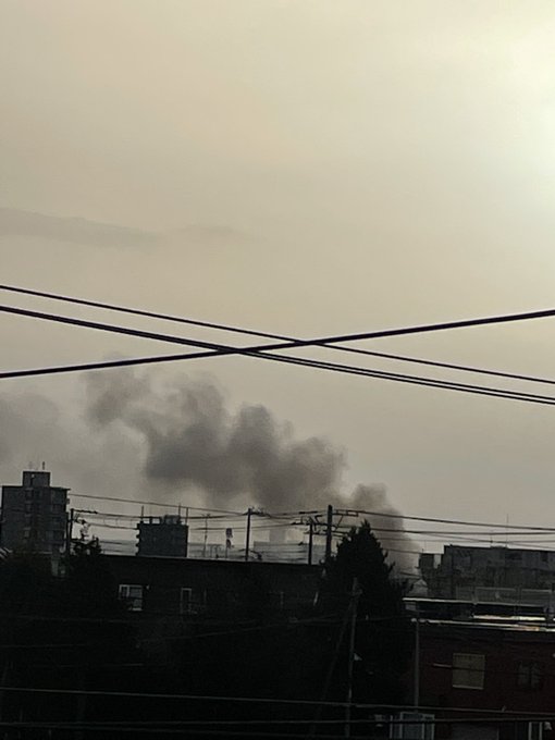 火事 北海道札幌市白石区栄通13丁目付近で火災 煙いっぱい 現地の画像で被害状況まとめ まとめダネ