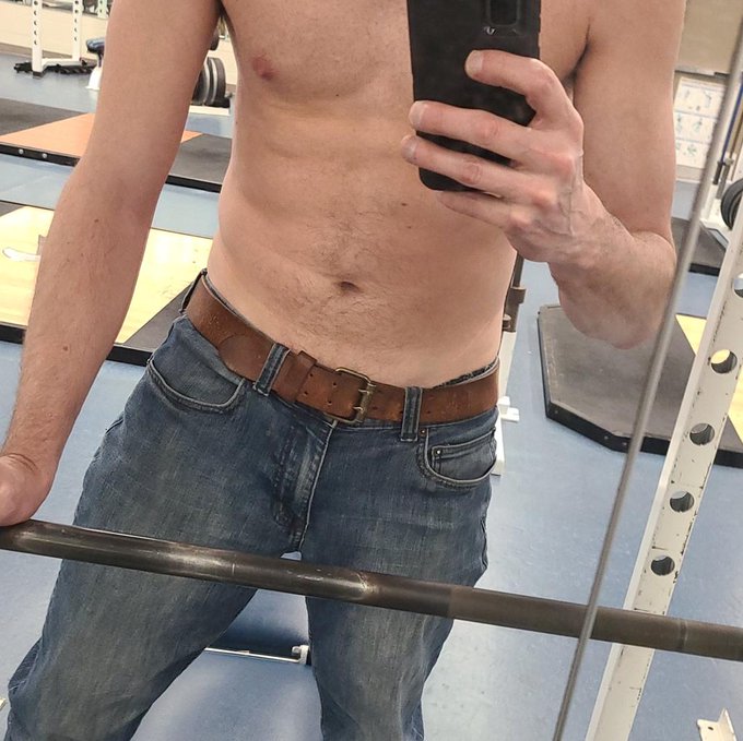 #NewProfilePic https://t.co/FTBJcJlSh4<a href="/tag/newprofilepic"class="tags">#NewProfilePic</a>