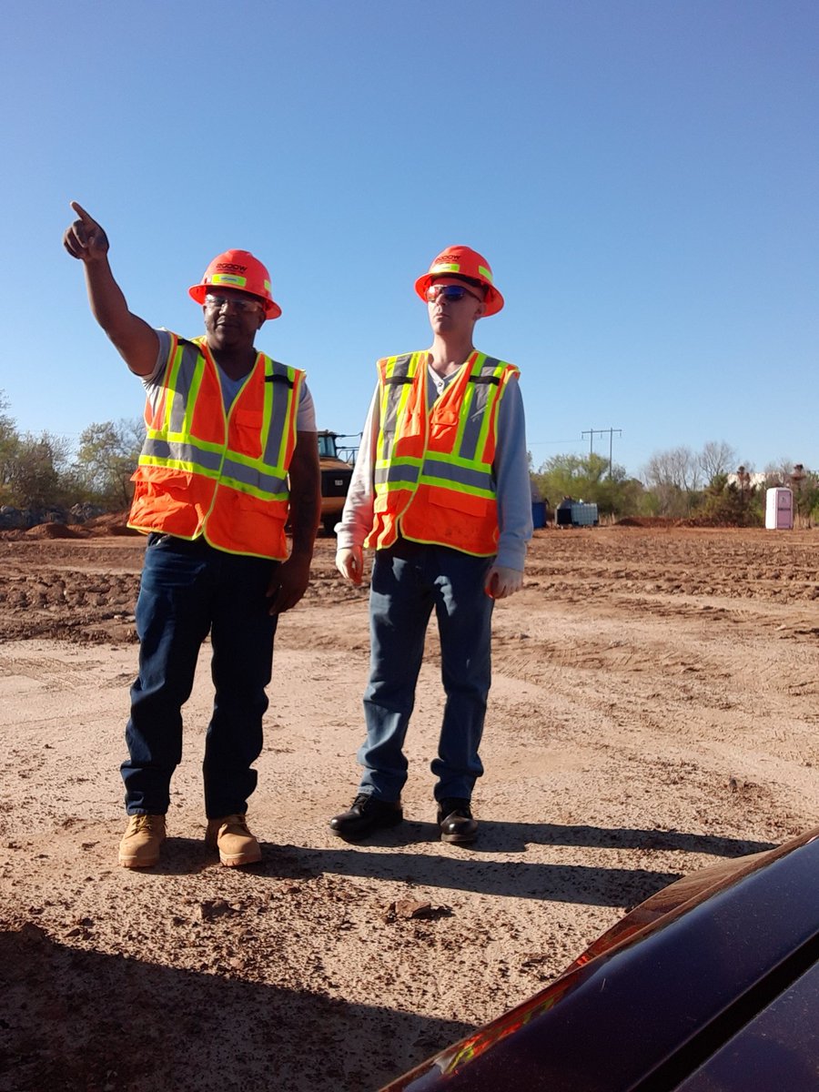 typhoonvhill's tweet photo. Over viewing the mine site with Will lee https://t.co/a9YQBdF1OI
