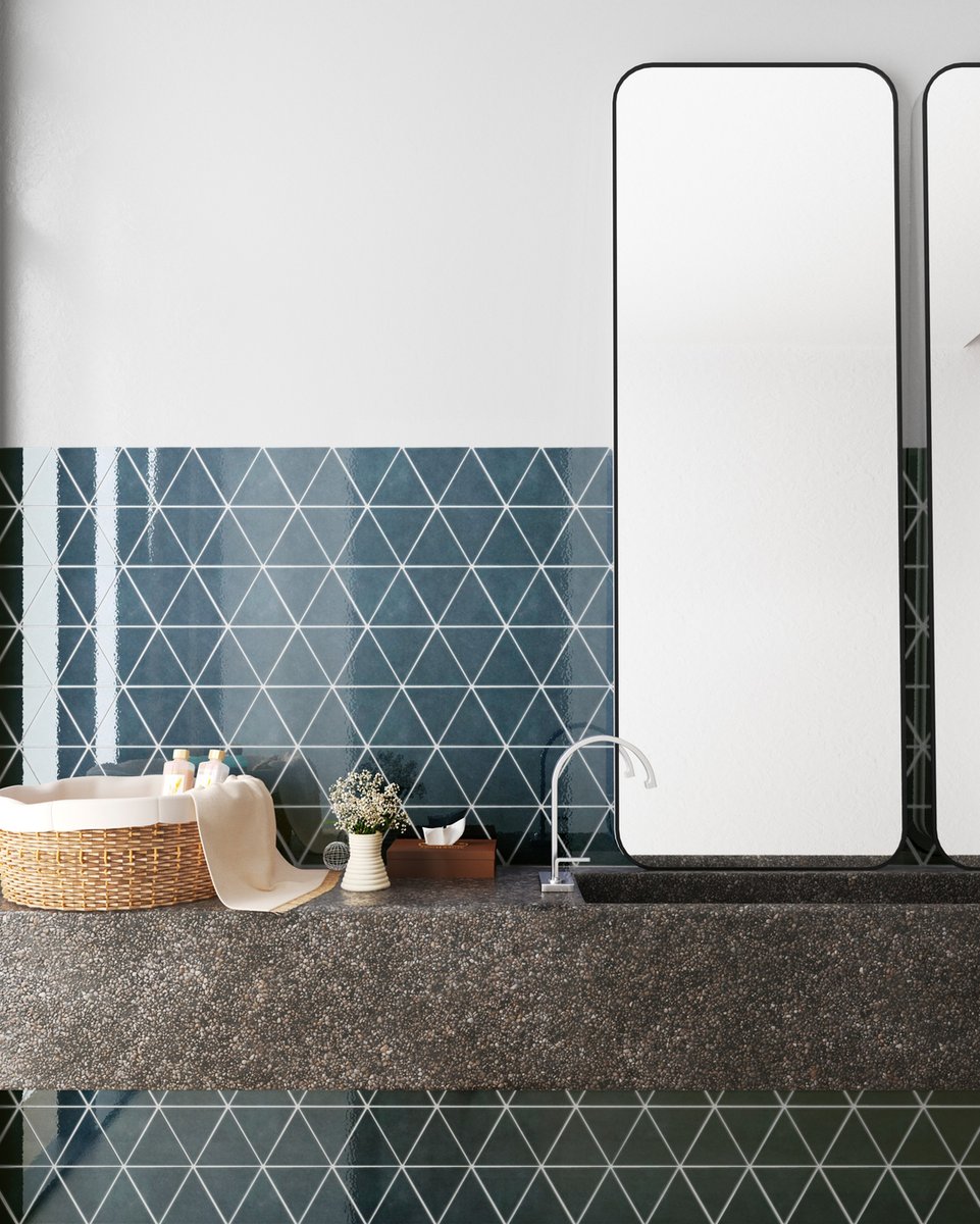 These stunning triangle tiles are the perfect way to add a unique touch to your space ✨ How will you use them?

COLLECTION: Bondi Wall