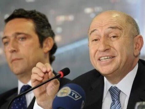 abdullahbiricik's tweet photo. Liverpool Premier Ligde 30 yılda 1 şampiyonluk alabildi. Ali Koç kendisini TBMM’nin üstünde görüp bir imzayla 9 şampiyonluk istiyor!

 #KoçlarmıBüyükTBMMmiBüyük https://t.co/6UWxVI5BTM