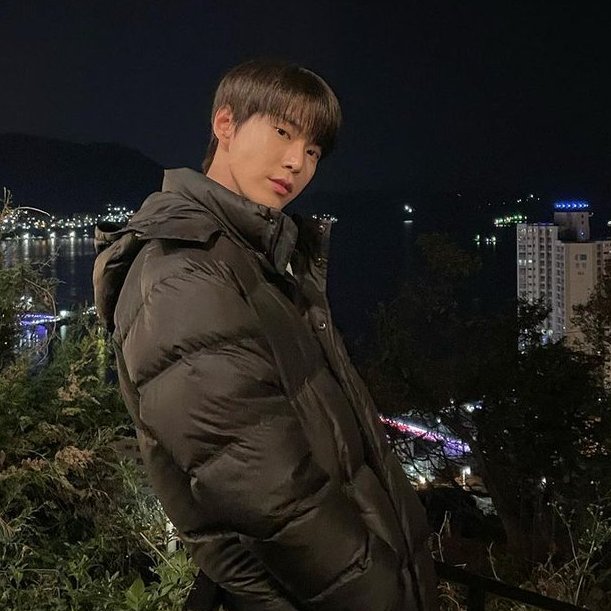 doyoung - zoë nightshade- boomer- 100% on team “fuck men”- constantly arguing with the other members who like teasing him- the “it’s a bop” discussion is so so so reminiscent of the “dam snack bar” scene