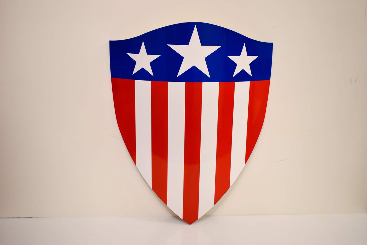 ComicSandwiches's tweet photo. We made this hefty heater shield with a gold back recently. Let us know your thoughts in the comments below!
#heatershield #captainamerica #marvel #comicsandwiches https://t.co/hD9IopUszR