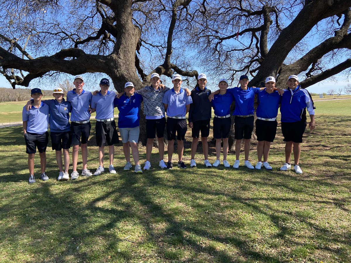 Frenship_Golf's tweet photo. Round 1 scores District 2-6A Championship @ Diamondback GC-Abilene 
Frenship 1 (1st) 
Logan Vargas 72
Leyton Hiebert 77
Hunter Welch 72
Rex Newsom 76
Riley Spoon 80

Frenship 2 (tied for 3rd)
Owen Wallace 82
William Kimberly 82
Brayden Katilus 80
Jathan Reed 85
Lane Monroe 80 https://t.co/HeL19wltTg
