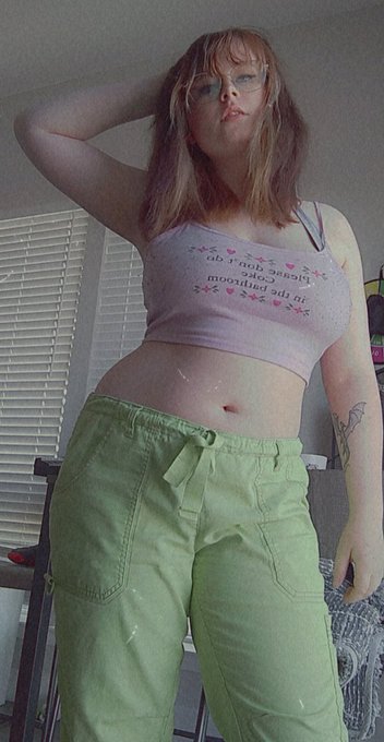 I feel pretty dang decent about my body lately ❤❤ also thank you all for your support! Love the new influx