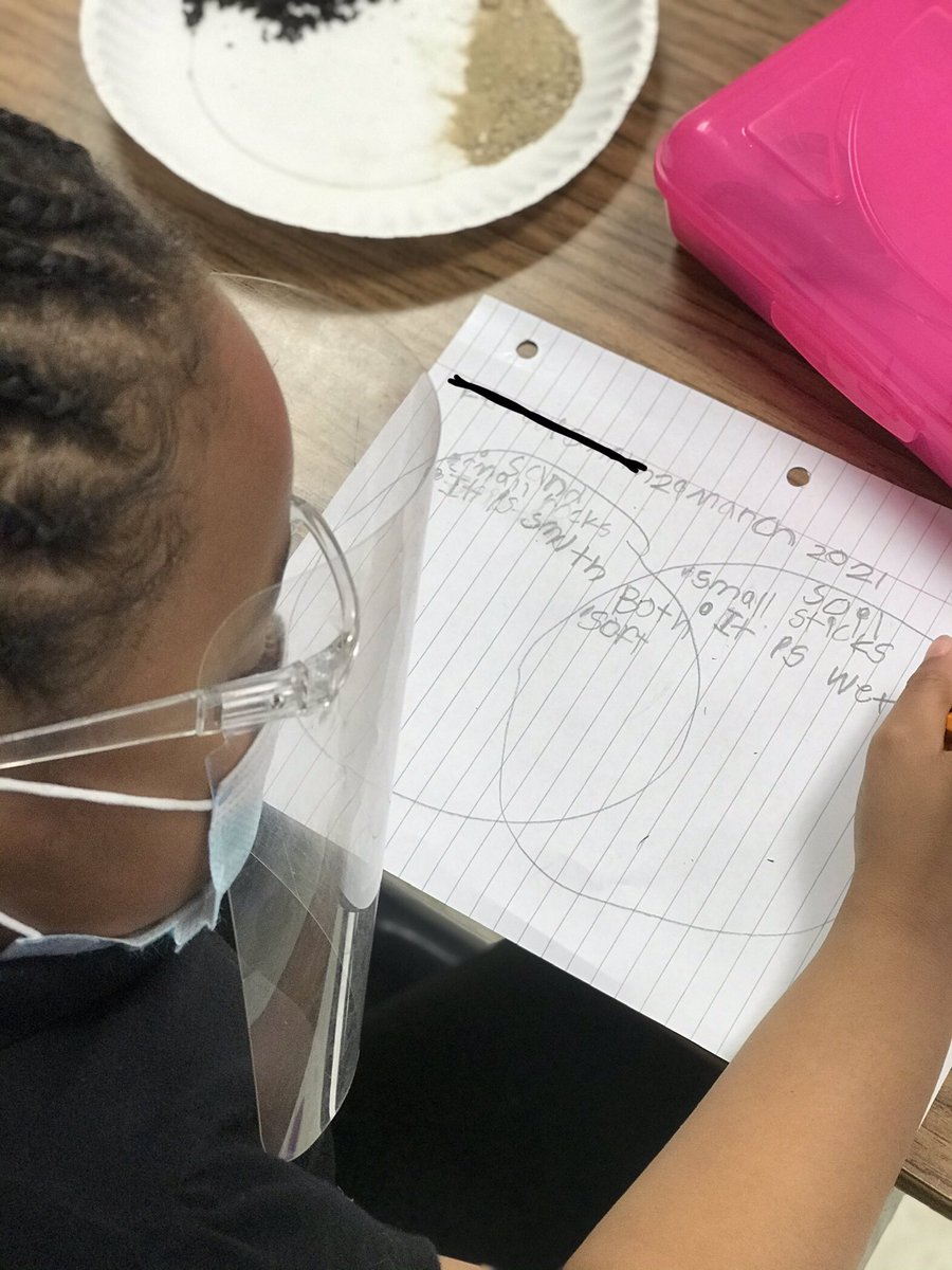 Keonaka1's tweet photo. Today my first graders observed and compared sand and soil. @RheLancaster @LancasterISD @Faith_n_Science #soilunit https://t.co/TwK9WLm8Ep