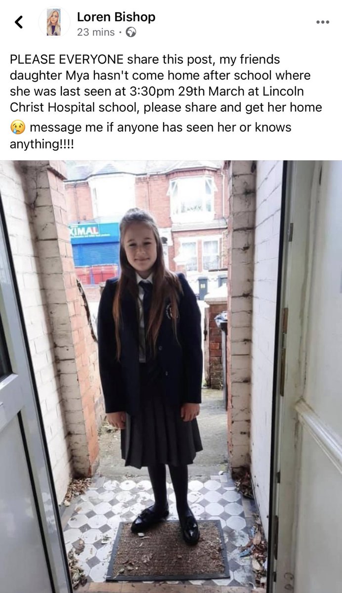 chlokwalker's tweet photo. PLEASE RETWEET‼️ 

Mya hasn’t come home after school, last seen at 3:30pm at Lincoln Christ hospital school 29th March. 

PLEASE retweet, share etc and message Loren on Facebook if you have seen her or know of anything at all, even if you don’t think it will help!!!!! https://t.co/CfQ25AFgsm