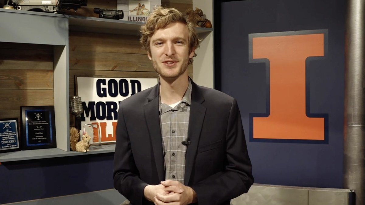 MediaAtIllinois's tweet photo. What a kick-off to Mediapalooza! All week long, the College of Media and our departments have special programming for admitted students. Watch @GoodMorningILL student-produced broadcast that highlights Media classes, students, programs, and professors: https://t.co/WpG8veSE8s https://t.co/VFj5QK5WQT