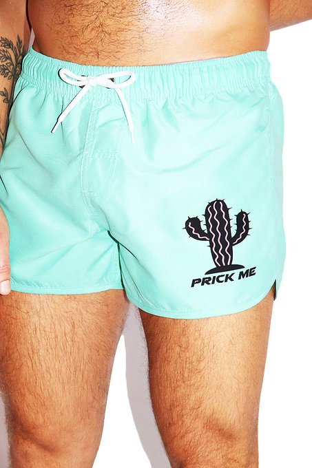 4 pic. SOAKIN WET ? new swimwear out now? code: VERYTHAT for 20% off ?? https://t.co/AJcYujE88G