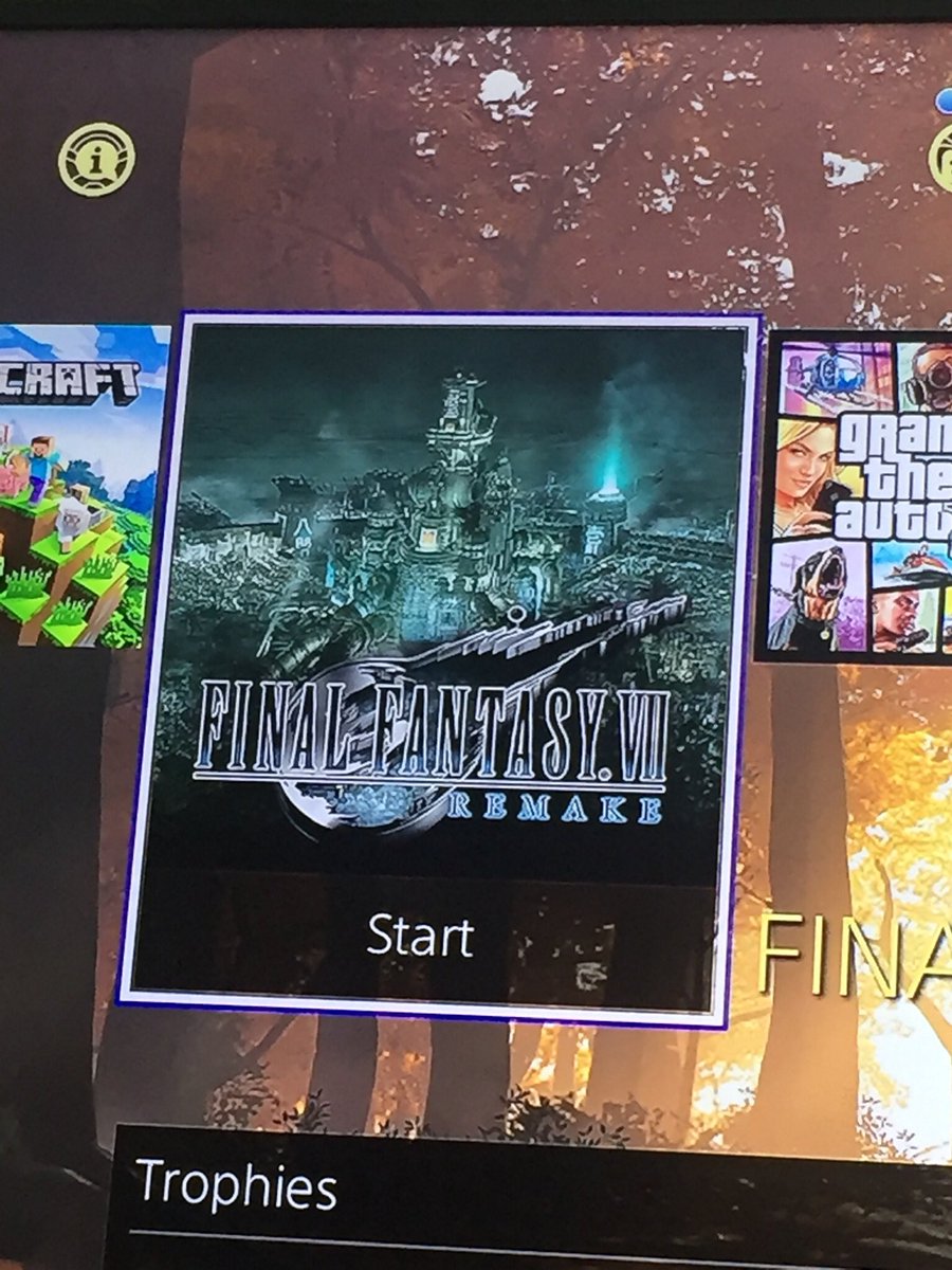 RoodtKai's tweet photo. Hey @NMiyamon I finally got Final Fantasy VII Remake 😎🥳🎮 Going to have a fun time playing the game #gaming #PS4 https://t.co/Ys5YHpGIUk