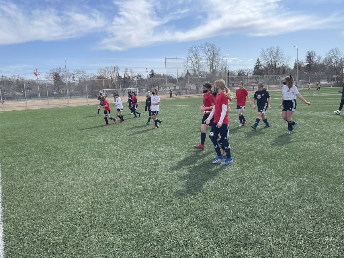 BonivitalSC's tweet photo. Was such a great first day at the BVSC Spring camp. We truly have some great kids within the club. Look forward to seeing you all on Wednesday for day 2 ! #BVSC #bonivitalsoccer #soccer #springbreak @ManitobaSoccer @WpgSoccer https://t.co/Lm5XCJZzQ0