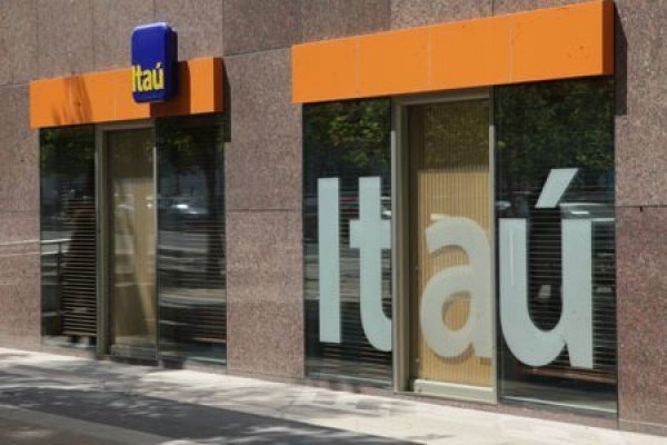 DFinanciero's tweet photo. 💳🛵 Banco Itaú y Rappi sellan alianza para distribuir productos financieros https://t.co/QzTOjHOh00 https://t.co/2Hnpz76898